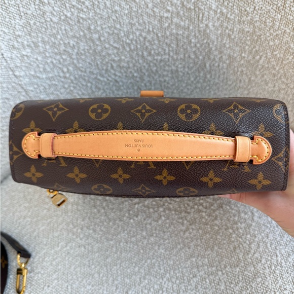 LOUIS VUITTON Monogram Pochette Métis - Picture 4 of 14